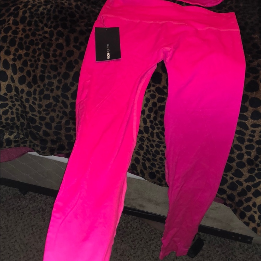 FN 2 PIECE SET 🌸 - Picture 2 of 3